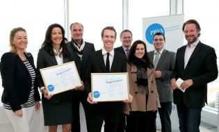 BP XVII 1.Preis: v.l.n.r.: Sigrid Krupica (PRVA-Vizepräsidentin, Leiterin der PRVA-Agenturengruppe), Ursula Piatnik (Therme Wien, VAMED), Edmund Friedl (Therme Wien, VAMED), Niklas Jelinek (The Skills Group), Raimund Kveton (Therme Wien), Christiane Fuchs-Robetin (The Skills Group), Jürgen H. Gangoly (The Skills Group), Sebastian Loudon (Manstein Verlag). ©Elisabeth Kessler